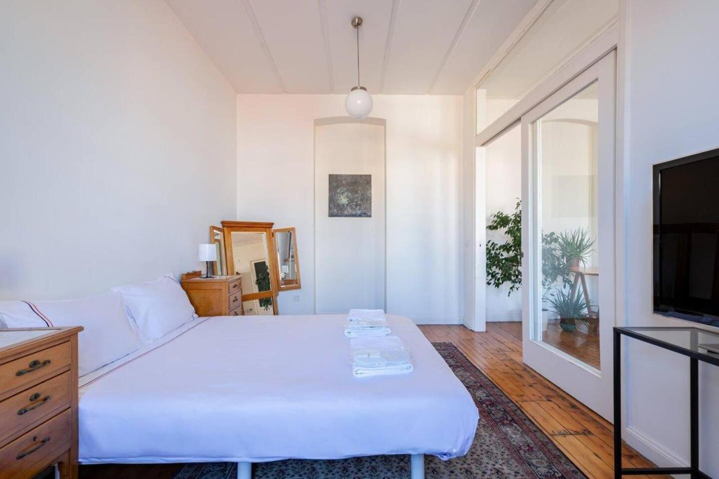 Bright Charming 1-bed Home-heart Of Taksim! #365
